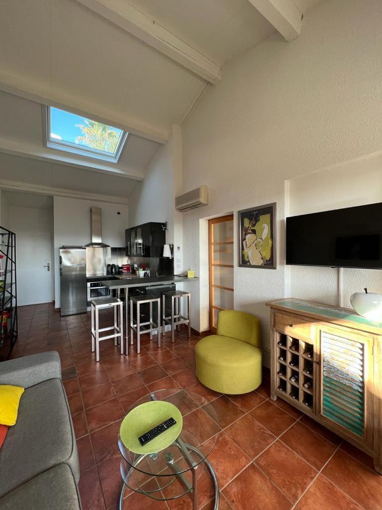 Appartement Vue Sur Mer, Piscine, Garage Prive Bormes-les-Mimosas Esterno foto