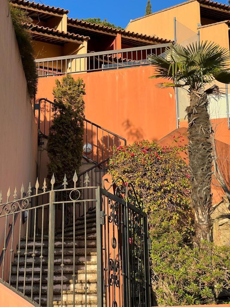 Appartement Vue Sur Mer, Piscine, Garage Prive Bormes-les-Mimosas Esterno foto